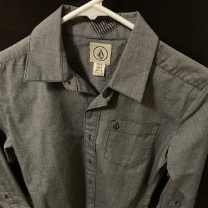 Volcom long sleeve shirt